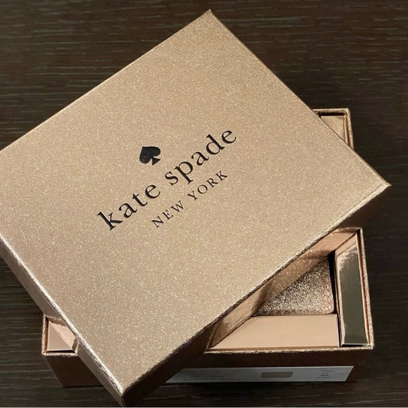 ✨Kate Spade Small Cardholder✨ - Picture 4 of 4